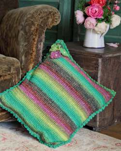Hooked on Noro : 13 Designs by Nicki Trench
