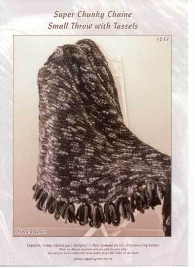 1017 Super Chunky Chaine - Small Throw with Tassels